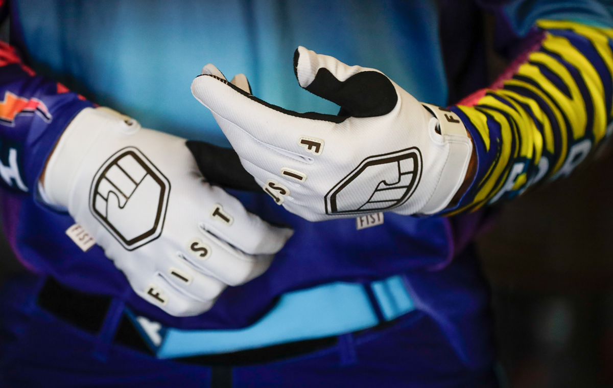 Fist Handwear Strapped Stocker Gloves - Panda