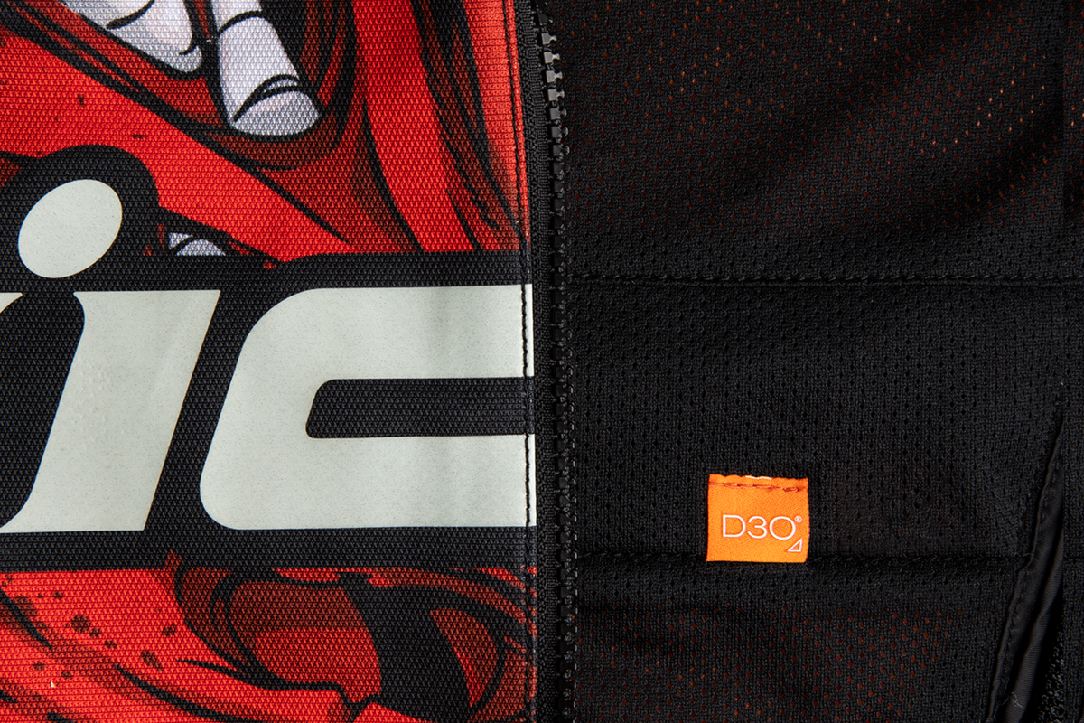 Icon Airform Manik'r™ Jacket - Red