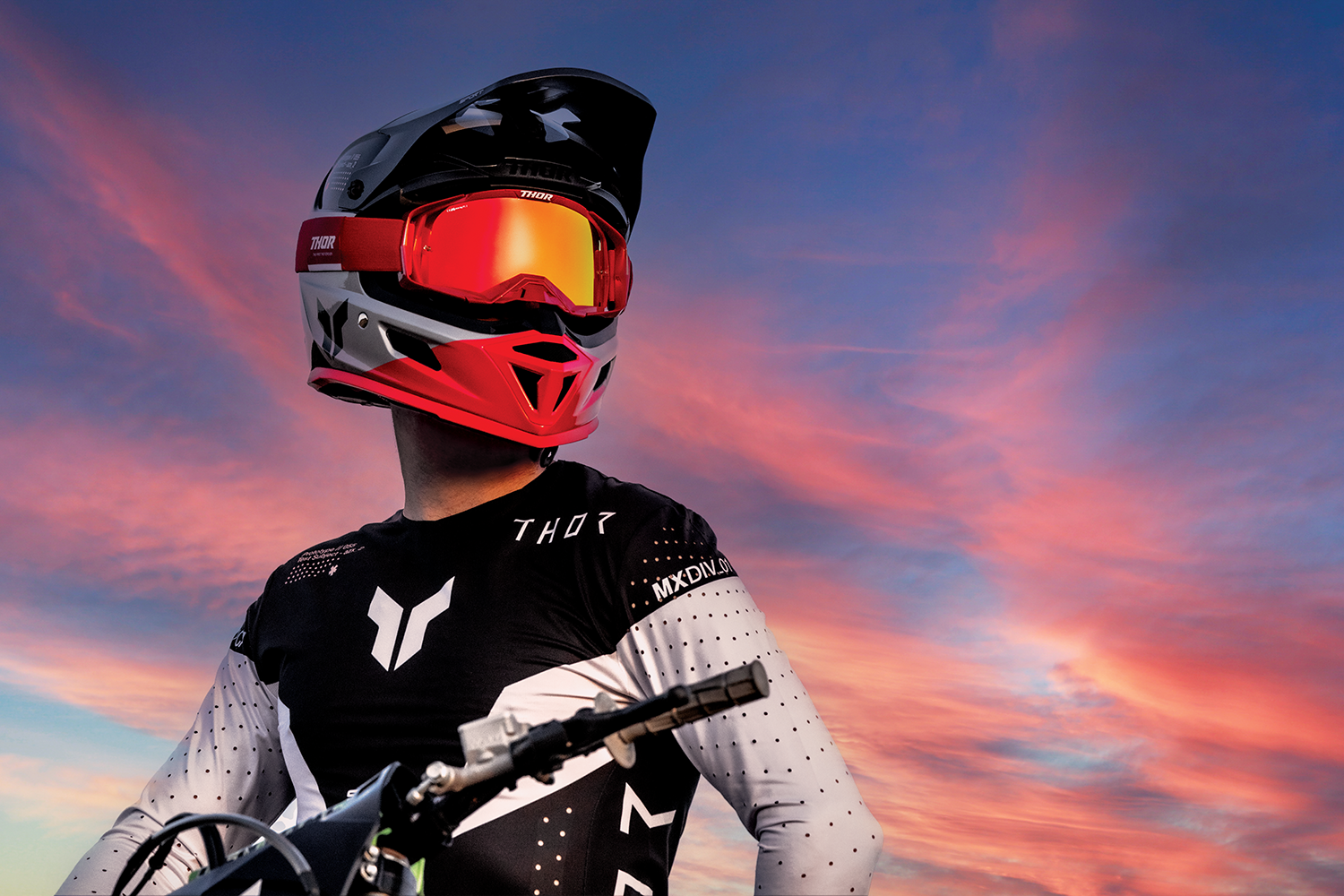 THOR Reflex Sport Helmet - Strike - MIPS® - Black/Red - XS 0110-8781