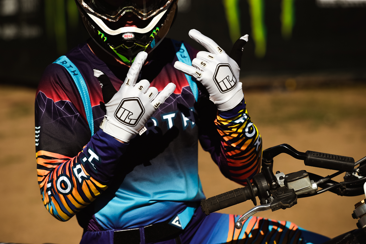 Fist Handwear Strapped Stocker Gloves - Panda