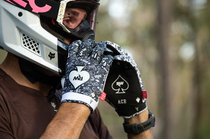 Fist Handwear Strapped R-Willy Ace Gloves