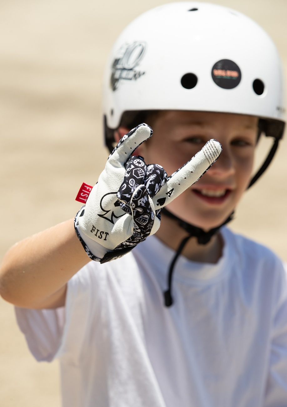 Fist Handwear Youth Strapped R-Willy Ace Gloves