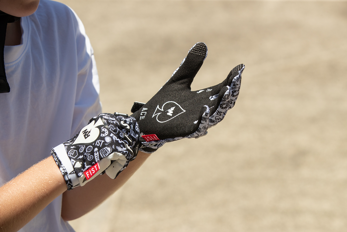 Fist Handwear Youth Strapped R-Willy Ace Gloves